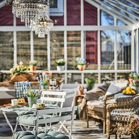 Stangeland Gard Hotel *